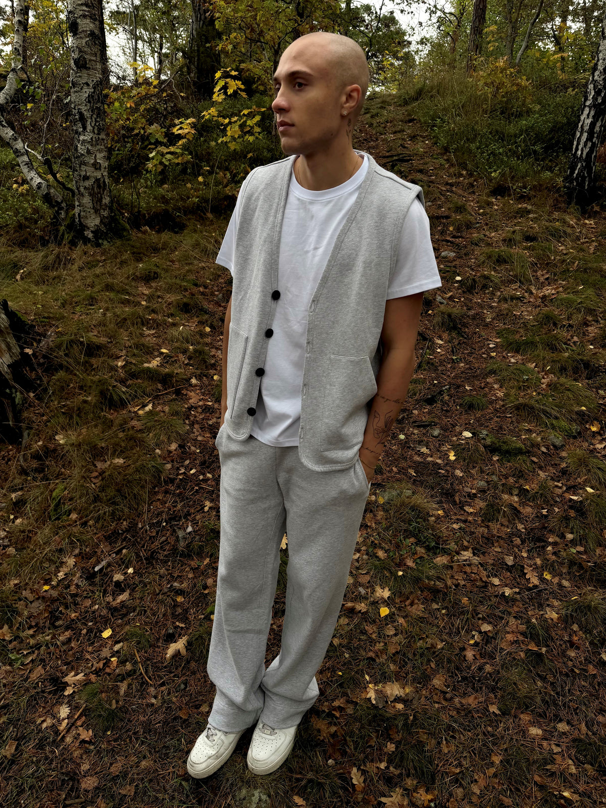 VEST STEADY
